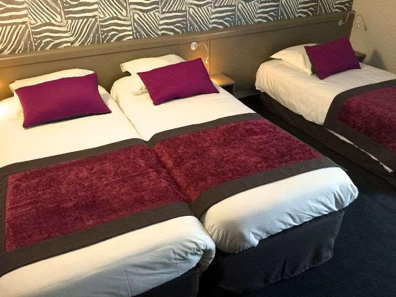 Brit Hotel Golfhotel Saint Samson Pleumeur-Bodou Quarto foto